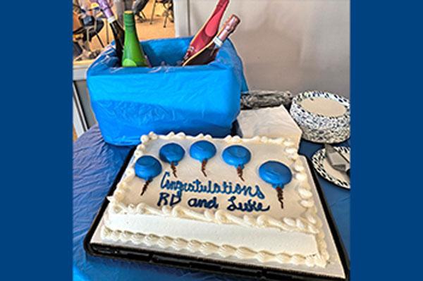 Cake that says congratulations RD and Lucas